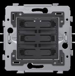 Niko   Steckdosen 45x45 - PUSHBUTTON SIXFOLD 24V 